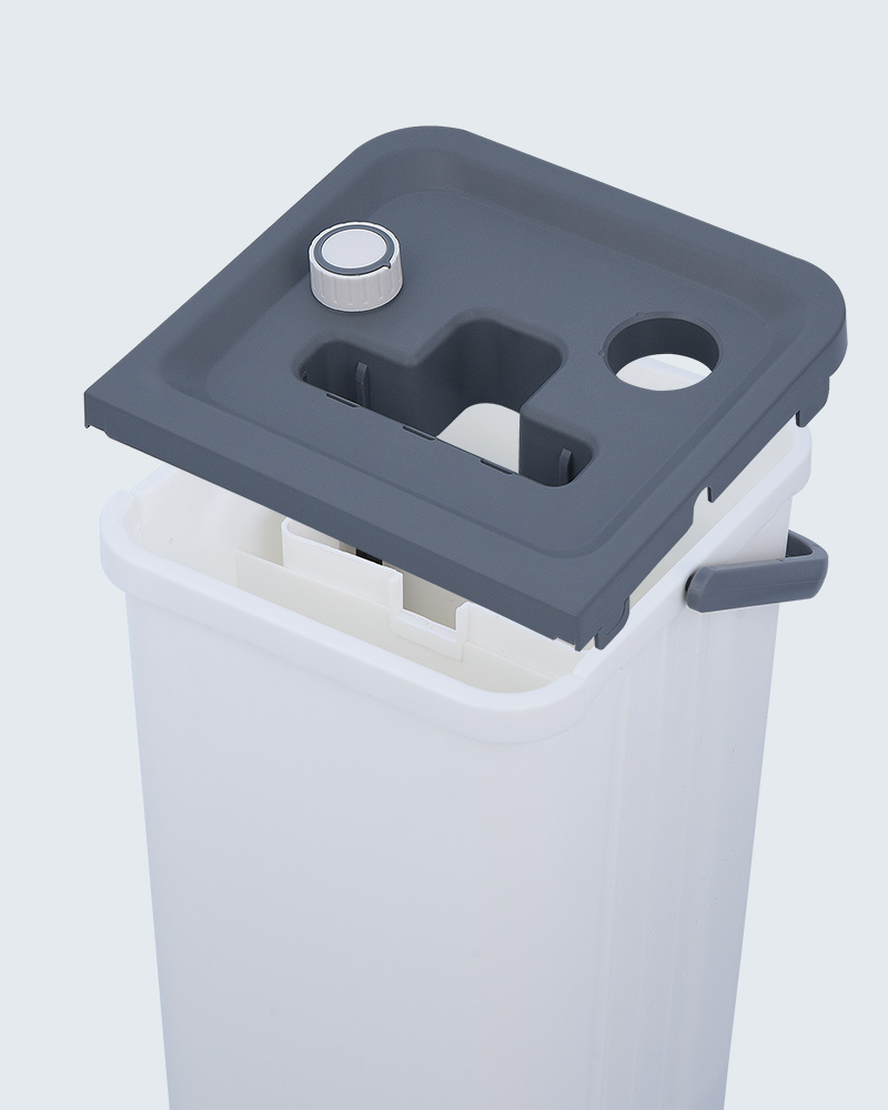 Sada kbelíků na oddělování čisté a špinavé vody